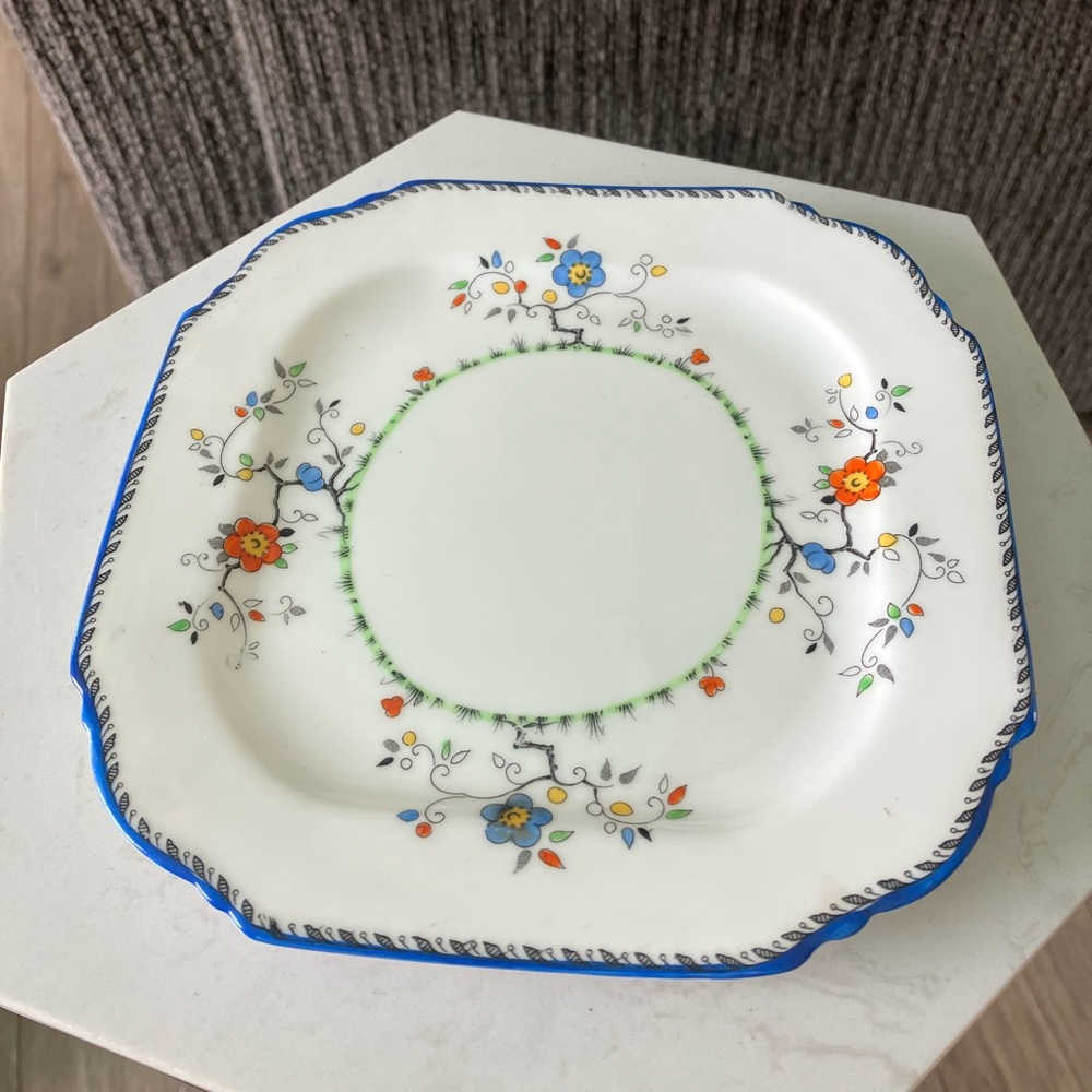 Vintage Paragon Fine Bone Colorful 6.5 Inch Desert Plate Hand Painted England